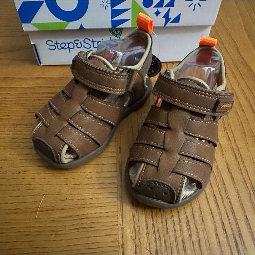 NIB Step and Stride Cromar P Sandals Size 3 Baby/Toddler BROWN